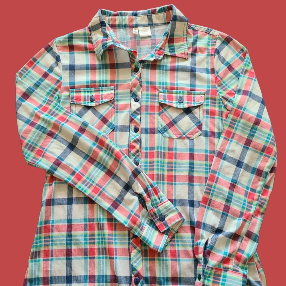 Women's button-up shirt